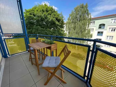 Ein Balkon oder eine Terrasse in der Unterkunft Charming 4-Person Apartment in Hoyerswerda City Center