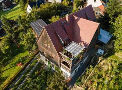 Das Gebäude in dem sich die Ferienwohnung befindet