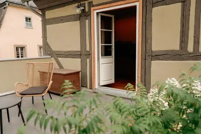 Ein Garten an der Unterkunft Urlaubsfreude Biedermann Haus Blumenglück - Vergissmeinnicht