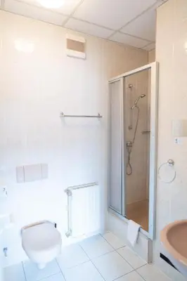 Ein Badezimmer in der Unterkunft Hotel Bavaria