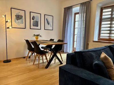 Ein Sitzbereich in der Unterkunft Gassentraum NEU mit Balkon