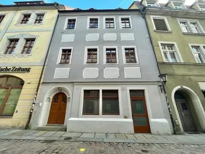 Das Gebäude in dem sich die Ferienwohnung befindet