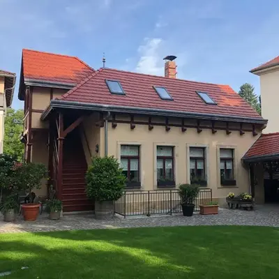 Charmantes Hinterhaus mit Terrasse - zentrale Lage