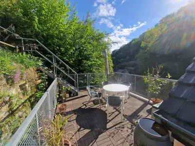 Ein allgemeiner Bergblick oder ein Berglick von der Ferienwohnung aus
