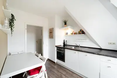 Küche/Küchenzeile in der Unterkunft Gemütliche barrierefreie Dachgeschosswohnung