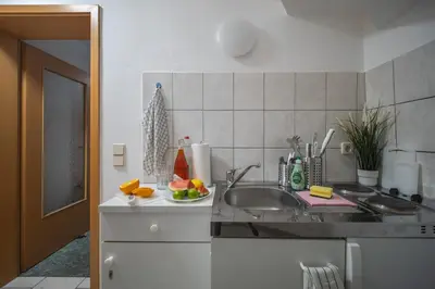 Küche/Küchenzeile in der Unterkunft Gemütliches Studio in Altstadt - mit Sofa und Kochgelegenheit