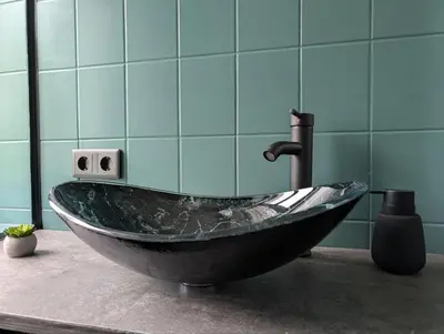 Ein Badezimmer in der Unterkunft Komfortzimmer Waldheim