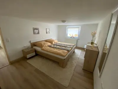 Ein Sitzbereich in der Unterkunft Ferienwohnung Fiss Dorfhain