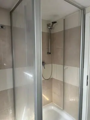 Ein Badezimmer in der Unterkunft Pension Jasmin B