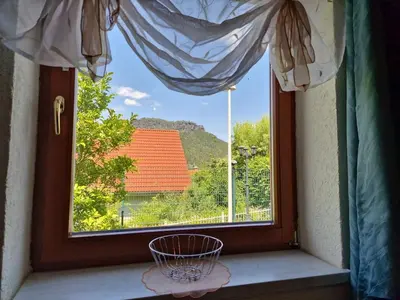 Ein allgemeiner Bergblick oder ein Berglick von der Ferienwohnung aus