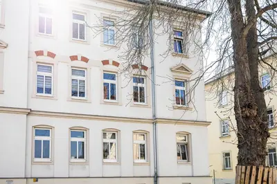 Das Gebäude in dem sich die Ferienwohnung befindet
