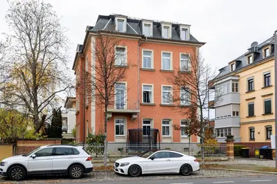Das Gebäude in dem sich die Ferienwohnung befindet