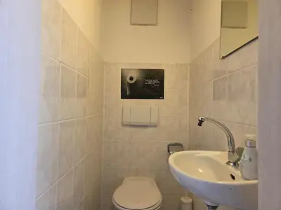 Ein Badezimmer in der Unterkunft Penthouse in the Neustadt