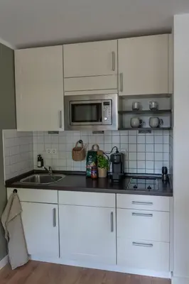 Küche/Küchenzeile in der Unterkunft Ferienwohnung in Dresden - Elbnah - ruhig - neu - gut angebunden - WiFi - TV -kostenloses Parken