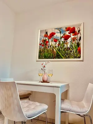 Ein Sitzbereich in der Unterkunft Ferienwohnung auf der Schlossallee