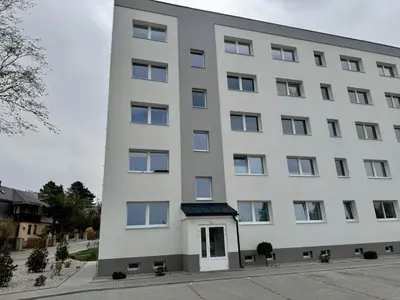 Das Gebäude in dem sich die Ferienwohnung befindet