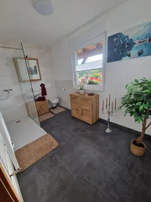 Ein Badezimmer in der Unterkunft Komfortable Ferienwohnung in Hainichen