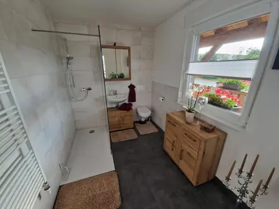 Ein Badezimmer in der Unterkunft Komfortable Ferienwohnung in Hainichen