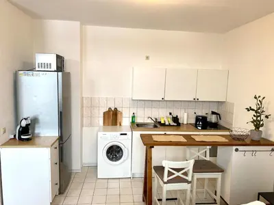 Küche/Küchenzeile in der Unterkunft Modern, large 1-R apartment in a central location