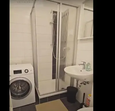 Ein Badezimmer in der Unterkunft AIKey Chemnitz 233