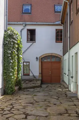Das Gebäude in dem sich die Ferienwohnung befindet
