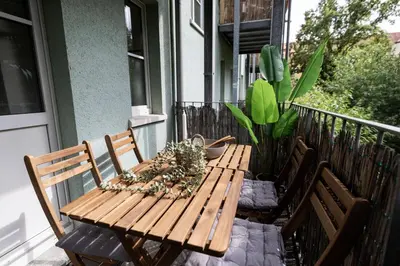 Ein Balkon oder eine Terrasse in der Unterkunft StayTime - Lime Base