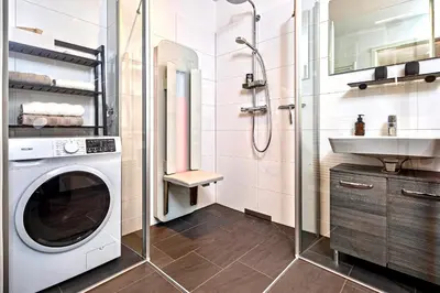 Ein Badezimmer in der Unterkunft Art Deco Residence Elbblick Parken Küche