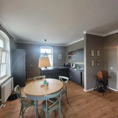 Küche/Küchenzeile in der Unterkunft Kutscherhaus mit 2 Schlafzimmer im Zentrum von Senftenberg