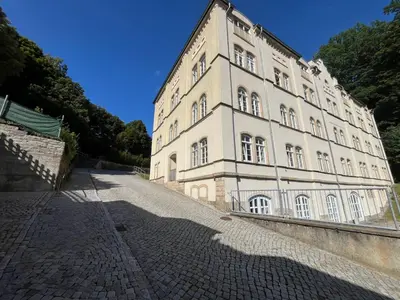 Das Gebäude in dem sich die Ferienwohnung befindet