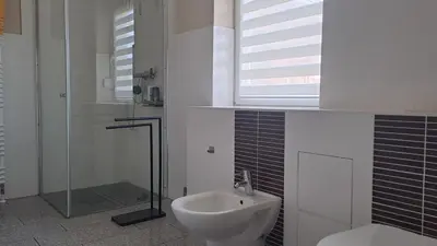 Ein Badezimmer in der Unterkunft Bungalow Haus mit 3 Schlafzimmern nähe Dresden