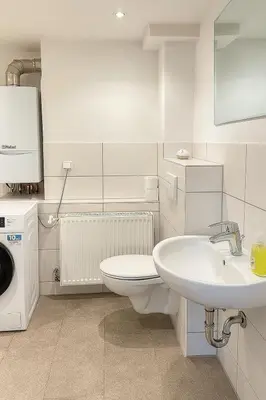 Ein Badezimmer in der Unterkunft Zimmer nähe Dresden