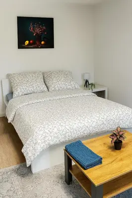 Ein Bett oder Betten in einem Zimmer der Unterkunft Zimmer nähe Dresden