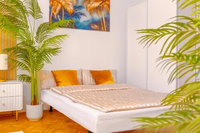 Ein Bett oder Betten in einem Zimmer der Unterkunft Bis 6 Personen - 5 Min zur Elbe, Design-Apartment, DD Neustadt, Top Lage
