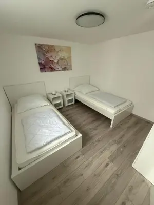 Ein Bett oder Betten in einem Zimmer der Unterkunft Neue , Schöne 3 Zimmer Wohnung in Dresden