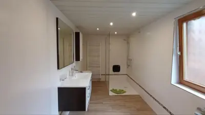 Ein Badezimmer in der Unterkunft Ferienhäuser Radebeul 