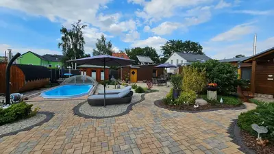 Der Swimmingpool an oder in der Nähe von Ferienhäuser Radebeul 