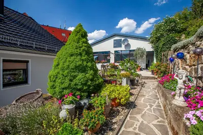 Ein Garten an der Unterkunft Fewo Schuch