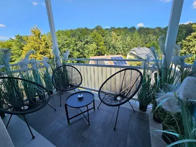 Ein Balkon oder eine Terrasse in der Unterkunft Augustusburger-Suites