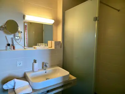 Ein Badezimmer in der Unterkunft Berggasthof & Hotel Götzinger Höhe