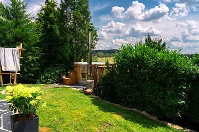Ein Garten an der Unterkunft Chalet Bamboo-Garden am Hengstberg bei Dresden