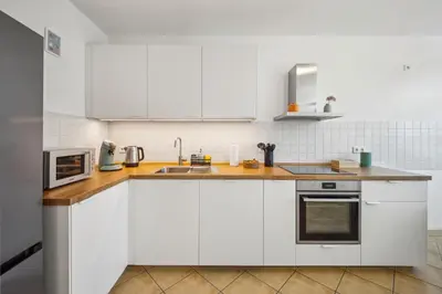Küche/Küchenzeile in der Unterkunft Großzügige Wohnung für Gruppen & Familien I Balkon