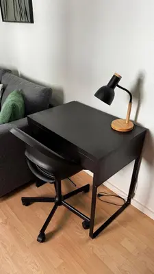 Ein Sitzbereich in der Unterkunft StayinDresden de Altbauperle mit Kingsize-Bett
