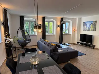 TV/Unterhaltungsangebot in der Unterkunft Cozy Castle Königstein - Moderne 69 qm Unterkunft