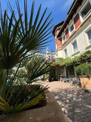 Das Gebäude in dem sich die Ferienwohnung befindet
