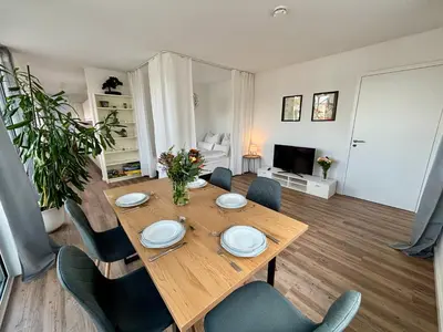 Ein Sitzbereich in der Unterkunft Neu in Dresden Stilvolles Apartment mit Balkon, Küche & Parkplatz