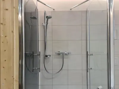 Ein Badezimmer in der Unterkunft Ferienwohnung Tannert, 3-Raum Wohnung mit eigener Sauna