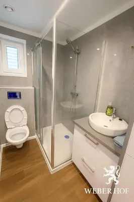 Ein Badezimmer in der Unterkunft Weber Hof
