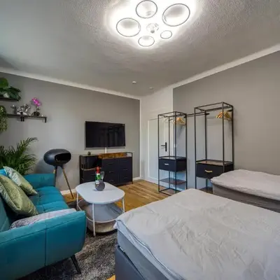 DresdenStay Modern 3 Schlafzimmer Balkon Kamin PS4