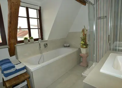 Ein Badezimmer in der Unterkunft Ferienhaus mit 2 Schlafzimmern in Grimma nahe Mulderadweg