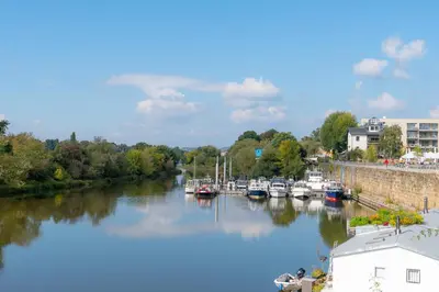 Blick auf einen Fluss in der Nähe der Ferienwohnung